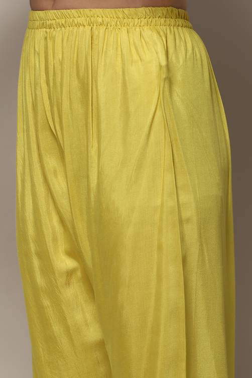 Yellow Muslin Unstitched Suit set image number 3