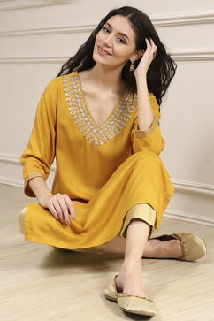 Yellow Solid Straight Kurta image number 0