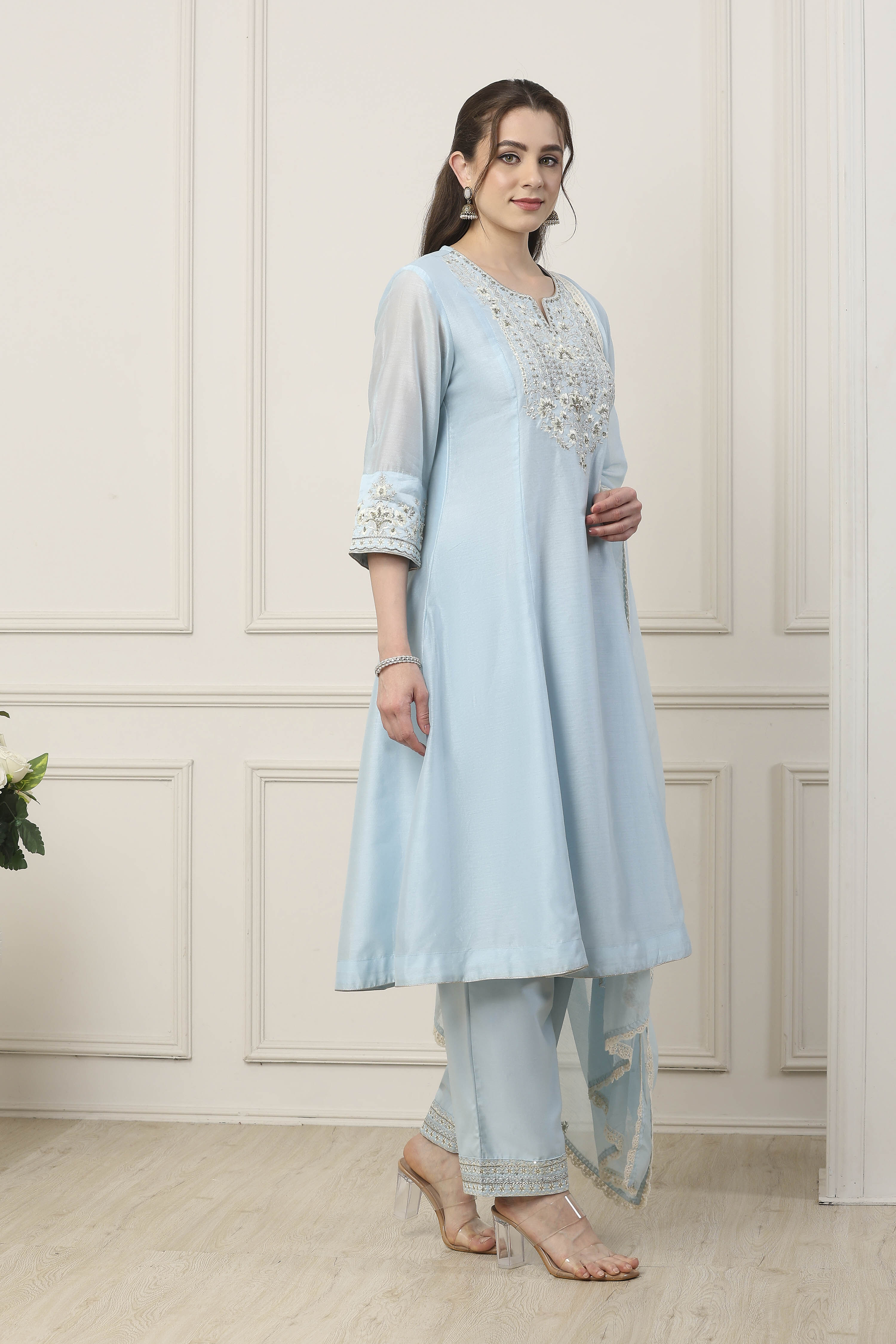 Blue Silk Chanderi Yoke Embroidered Kalidar Suit Set image number 5