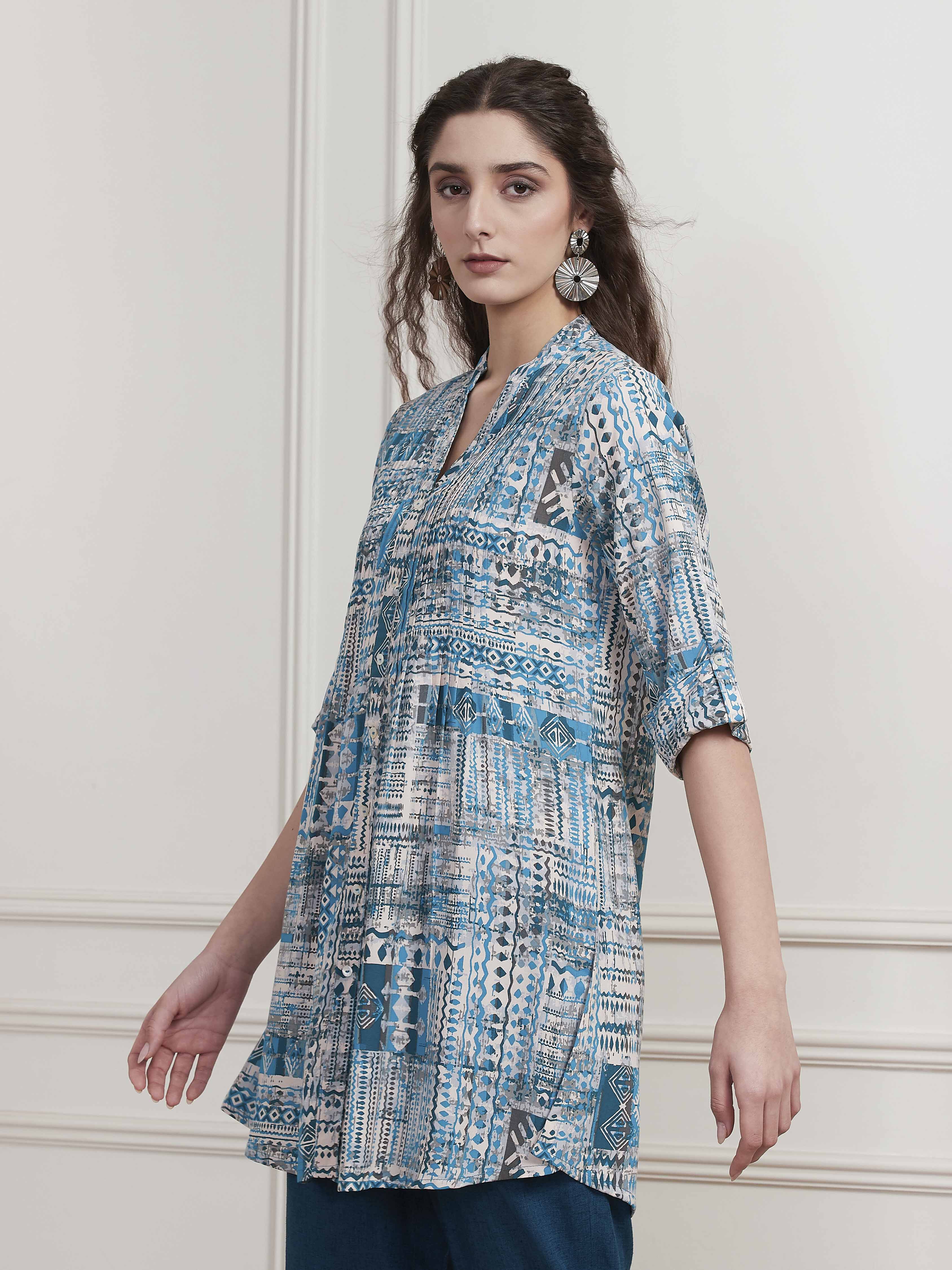 Teal Printed Pleated Shirt-Style Straight Short Kurta image number 2