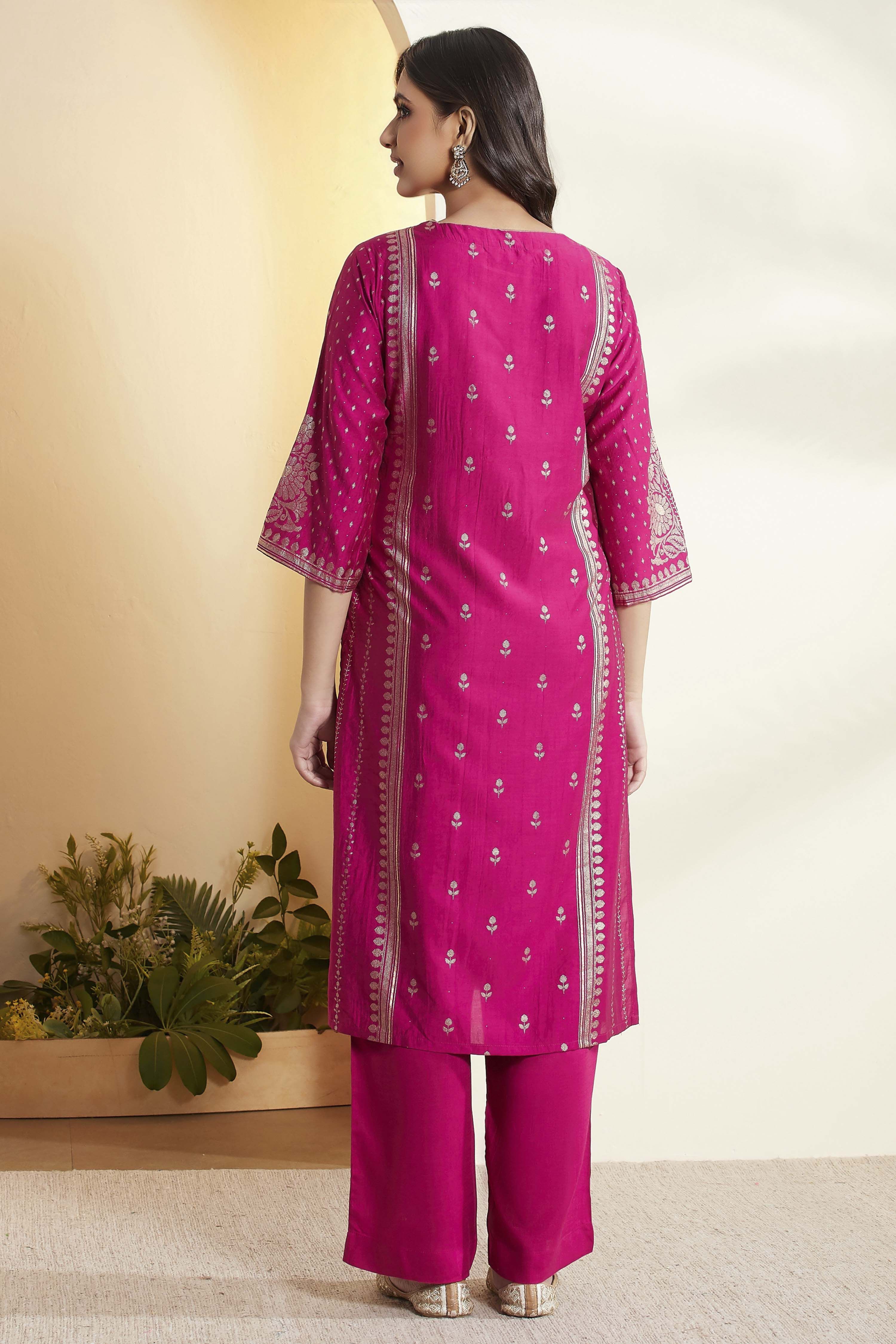 Magenta Viscose Blend Straight Suit Set image number 6