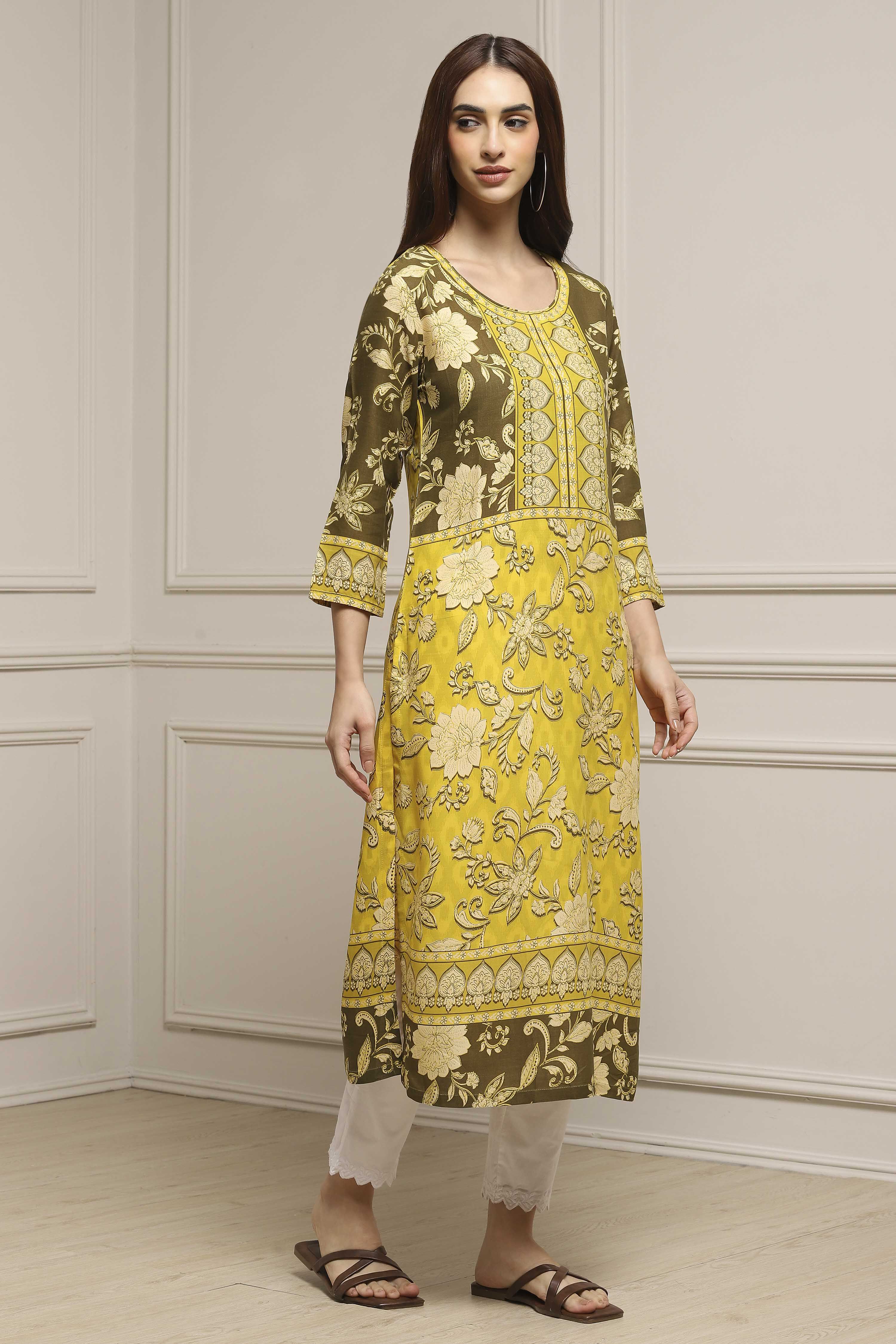 Olive Green LIVA Straight Printed Kurta image number 4