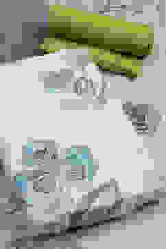 Light Green Linen Embroidered Unstitched Suit Set image number 3