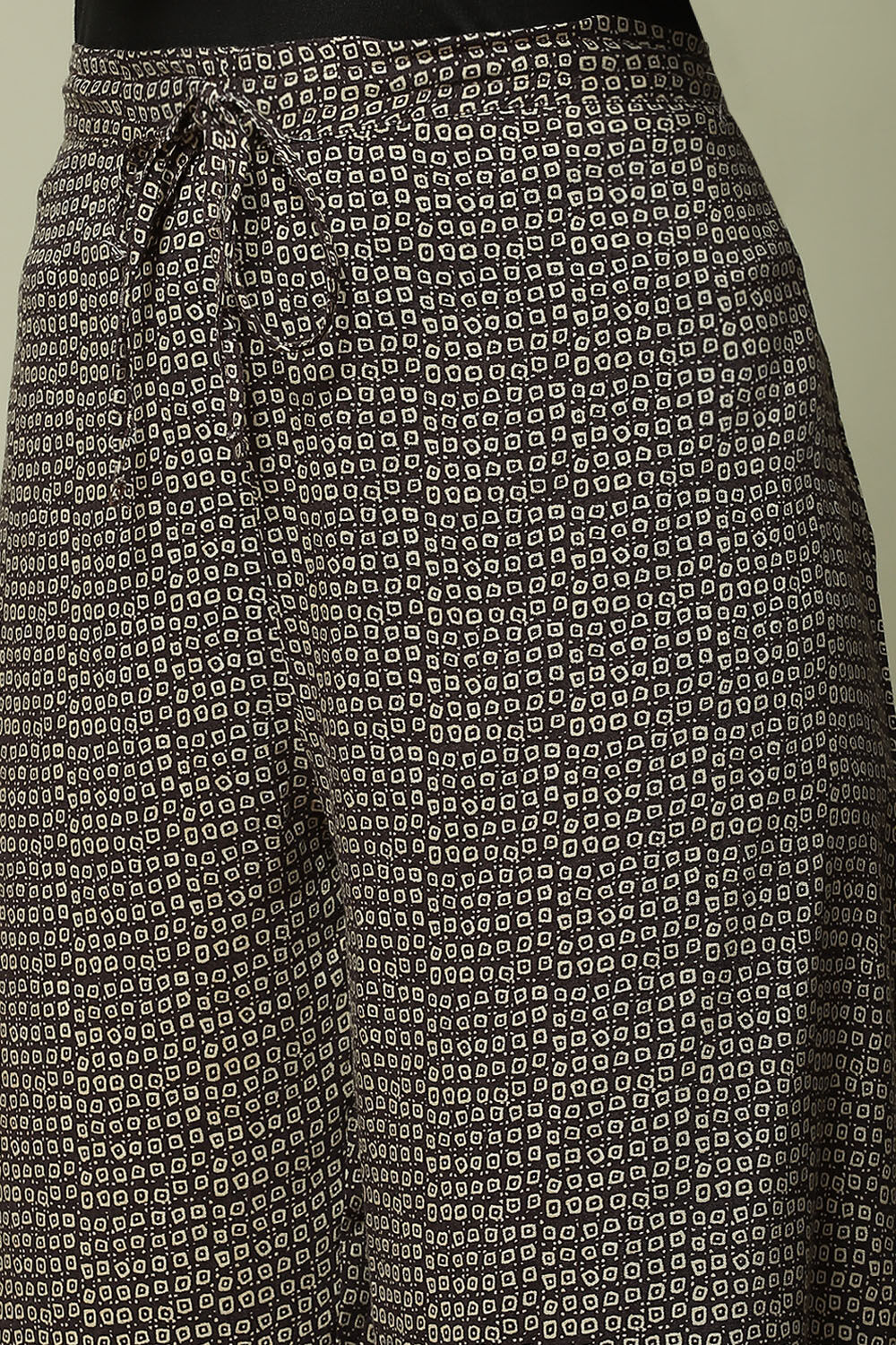 Black LIVA Straight Palazzo image number 2