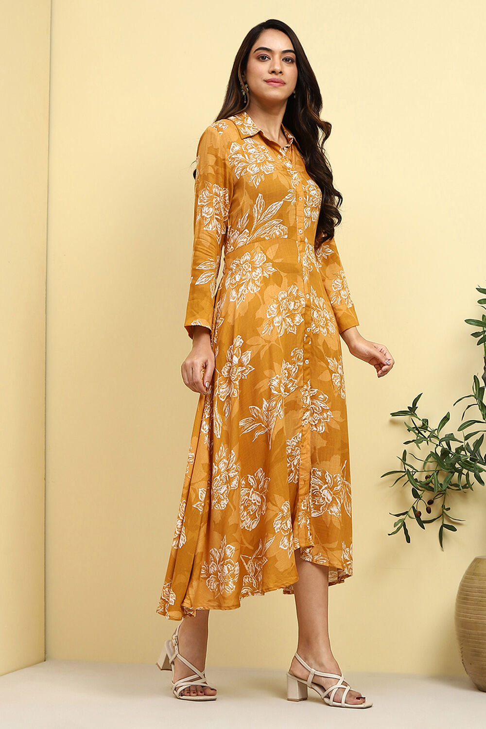 Mustard Yellow Floral Printed Shirt Style A-line Dress image number 4