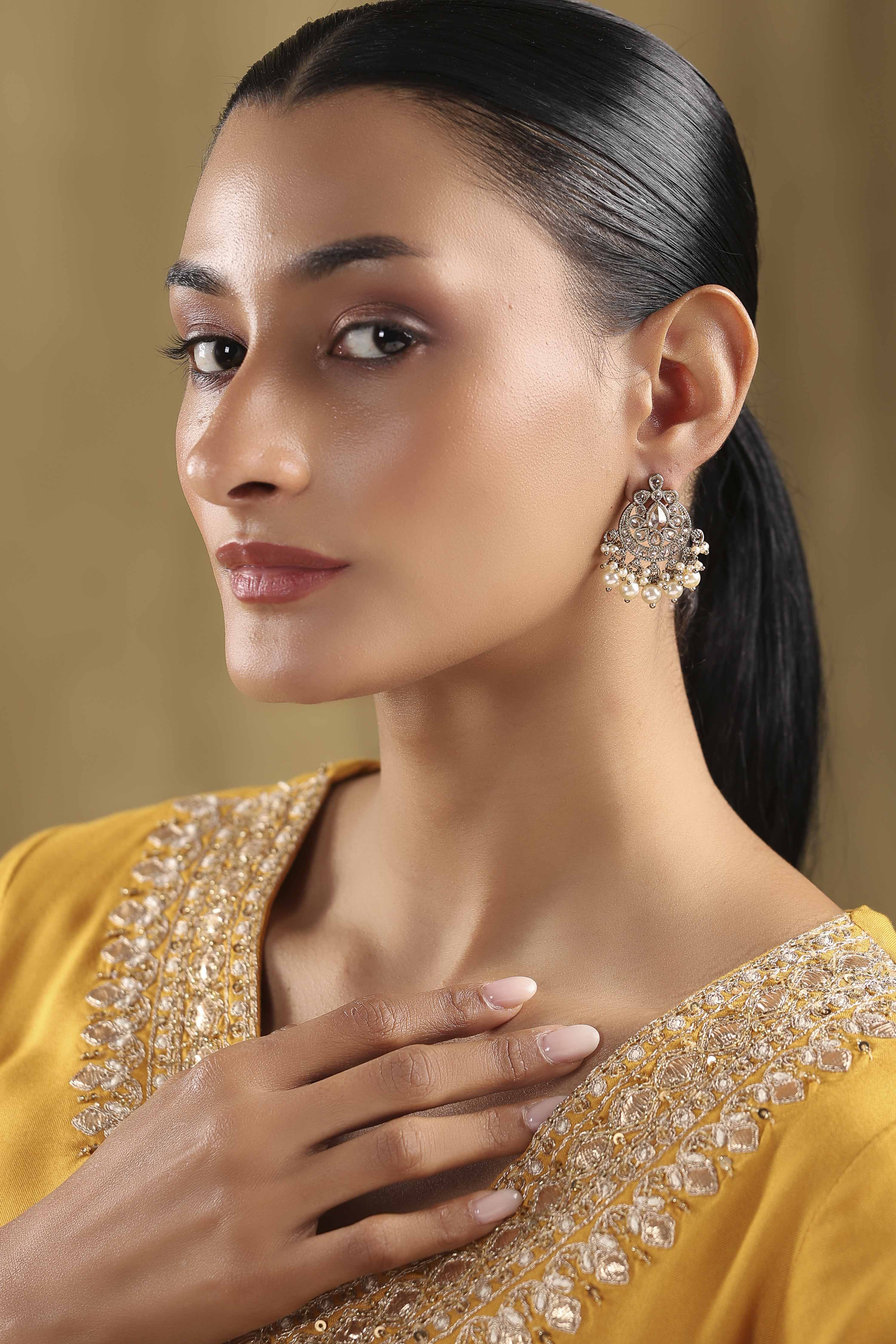 Champagne Alloy Drop & Danglers image number 3