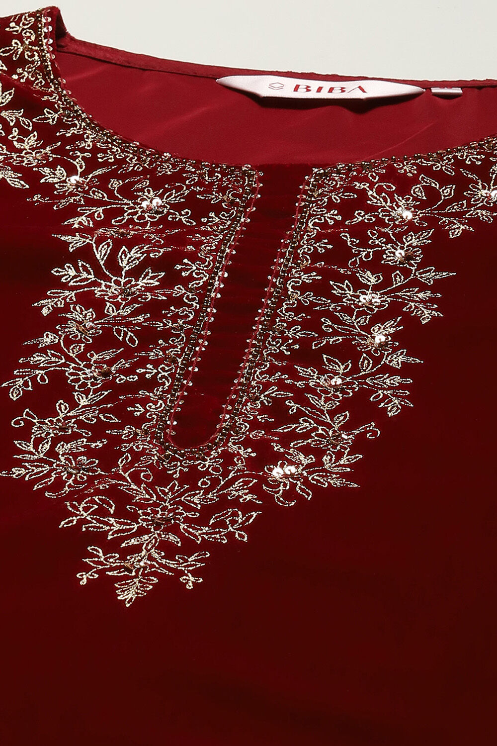 Maroon Poly Velvet Printed Straight Kurta image number 1