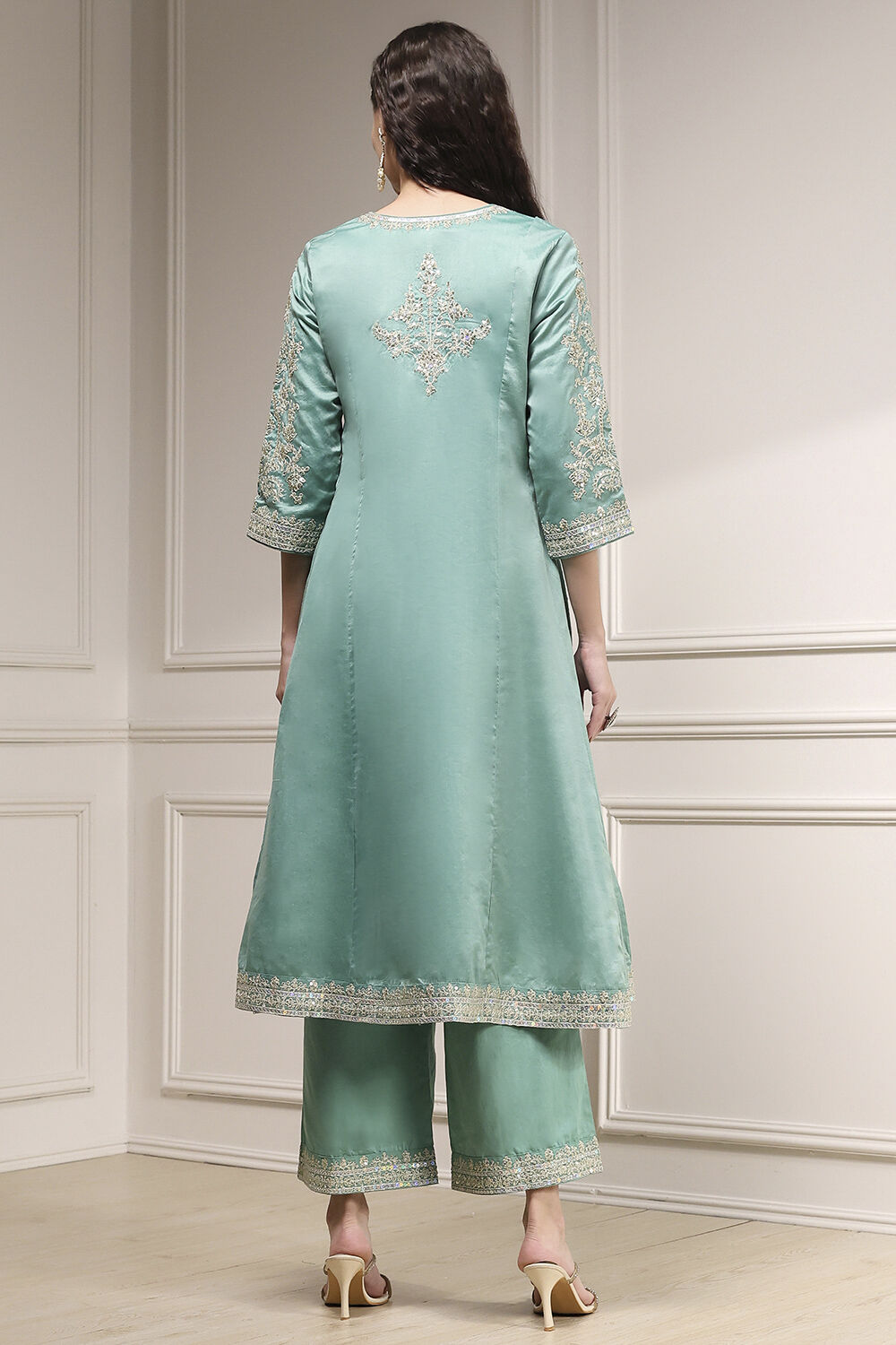 Off-White Cotton Silk Embroidered Kalidar Suit Set image number 4