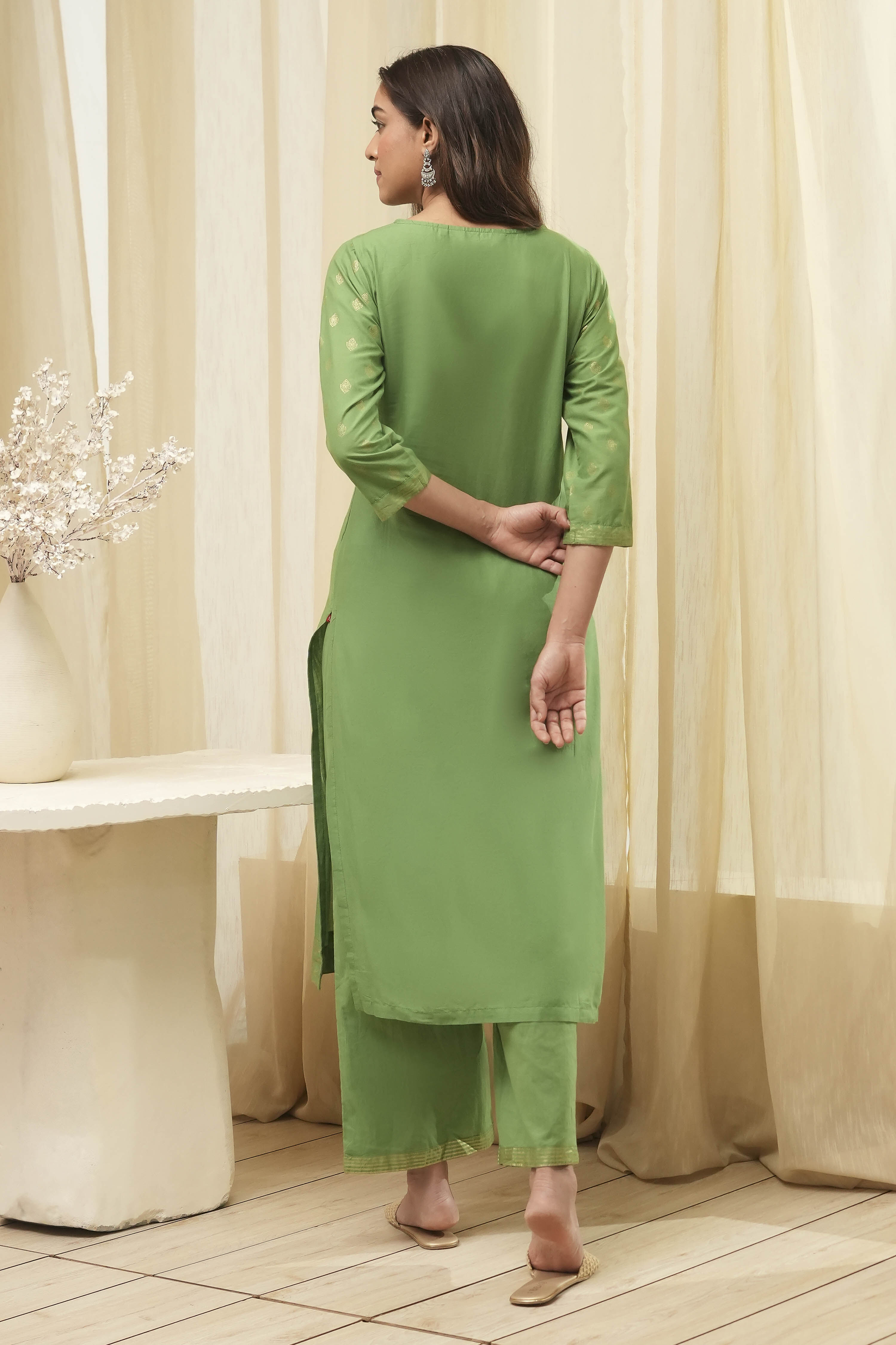 Blue Cotton Straight Kurta Palazzo Suit Set image number 4