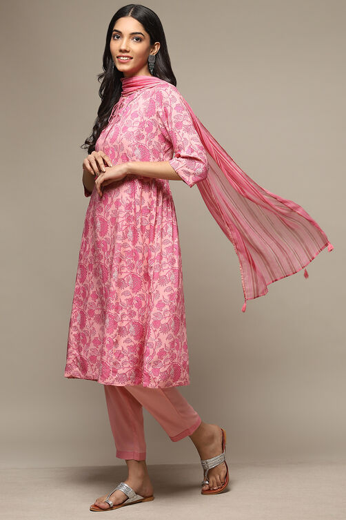 White & Blue Rayon Gathered Kurta Pants Suit Set image number 5