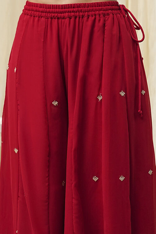 Red Embroidered Straight Suit Set image number 2