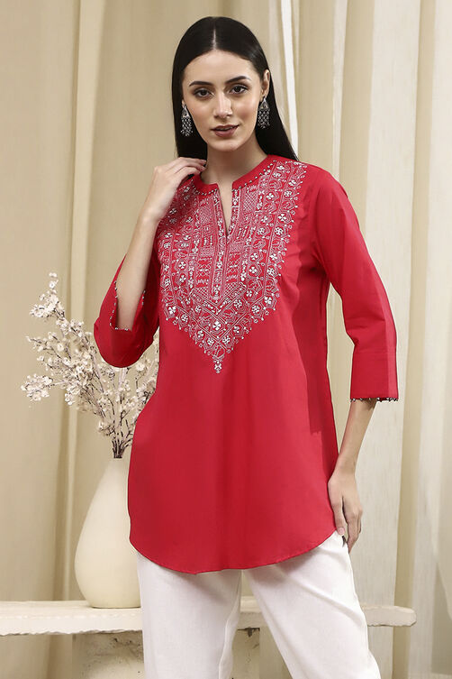 Raspberry Cotton Straight Kurti image number 5