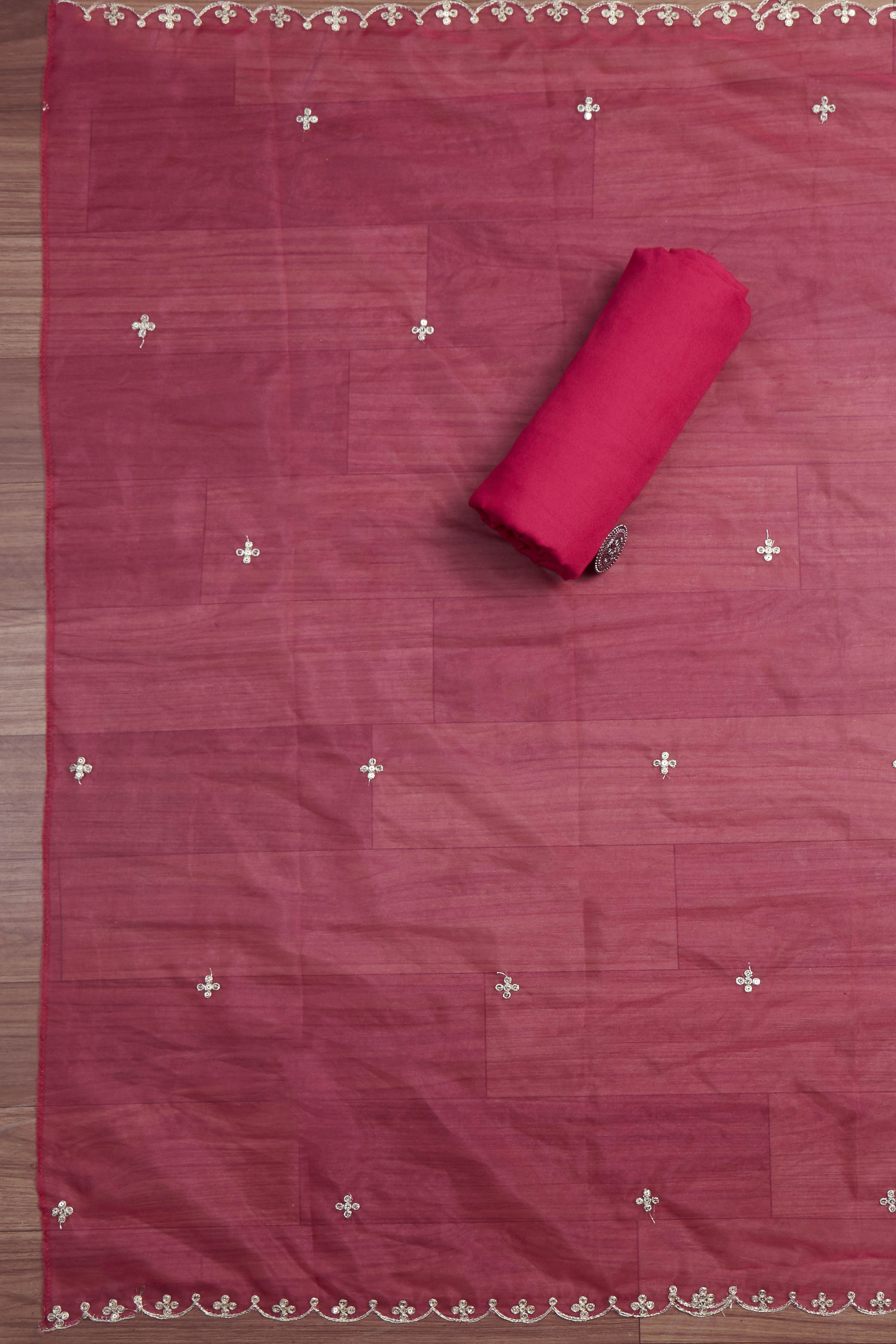 Peach-Colored Organza Rajasthani Print Unstitched Suit Set image number 3