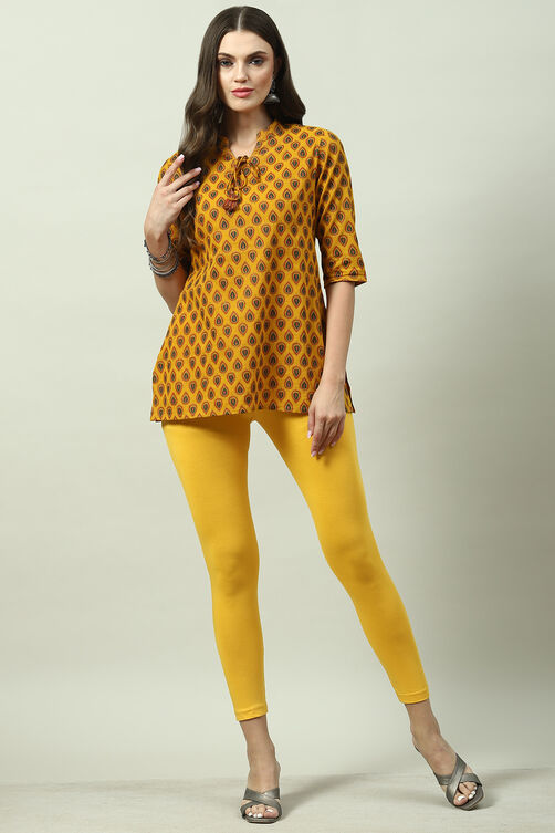 Off White Cotton Lycra Leggings image number 5