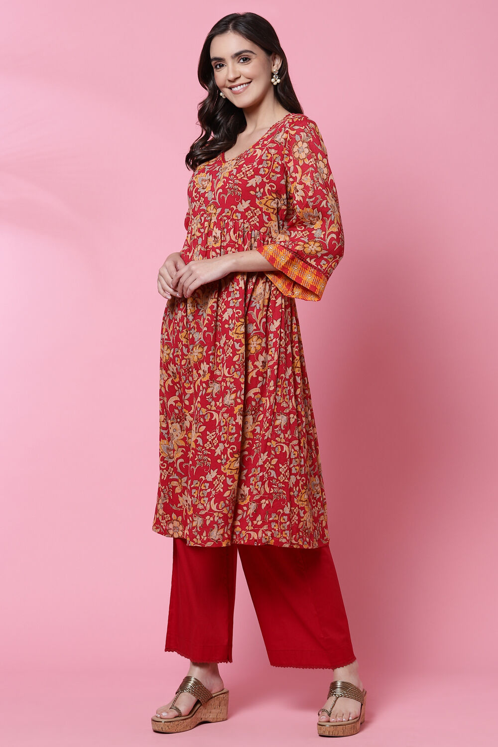 Red Cotton Flared Kurta Set image number 3