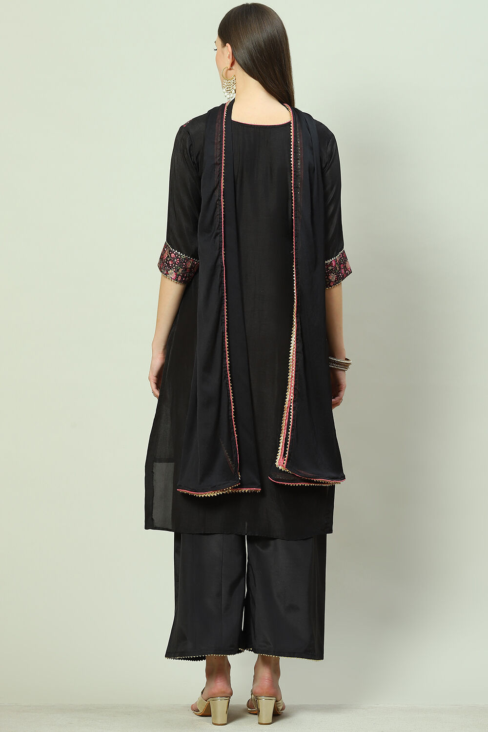 Black Crepe Unstitched Suit Set image number 4