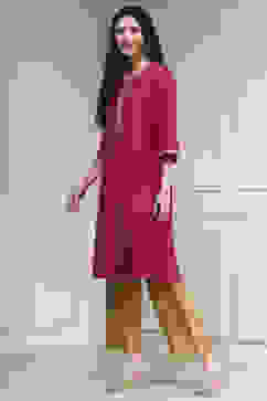 Wine Magenta Solid Straight Kurta image number 2