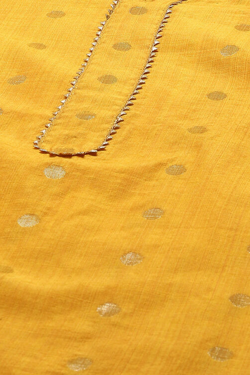 Green Cotton Unstitched Suit set image number 2