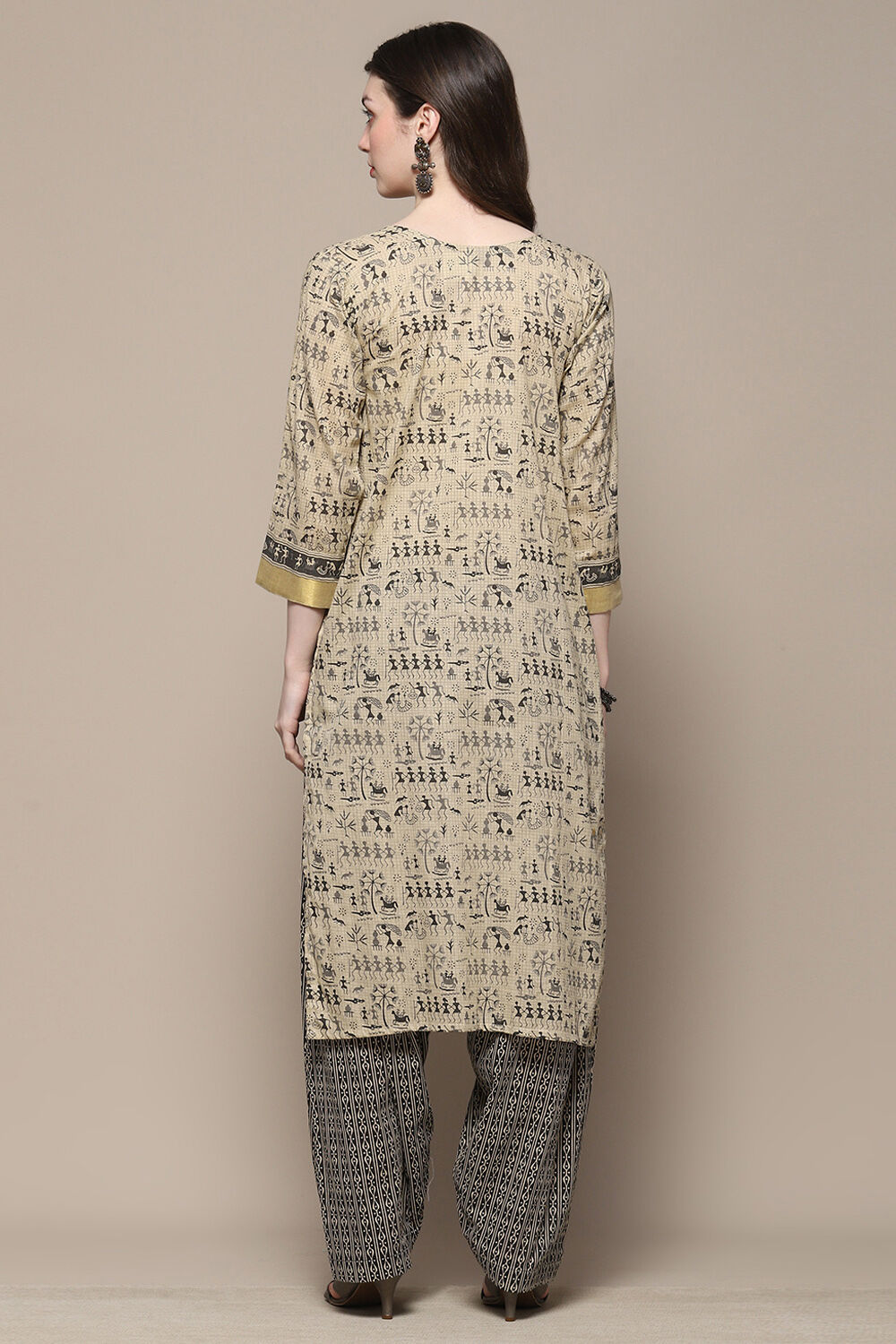 Grey Cotton Screen Printed Unstitched Suit Set image number 6