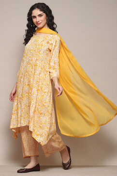 Yellow Rayon Straight Suit Set image number 4