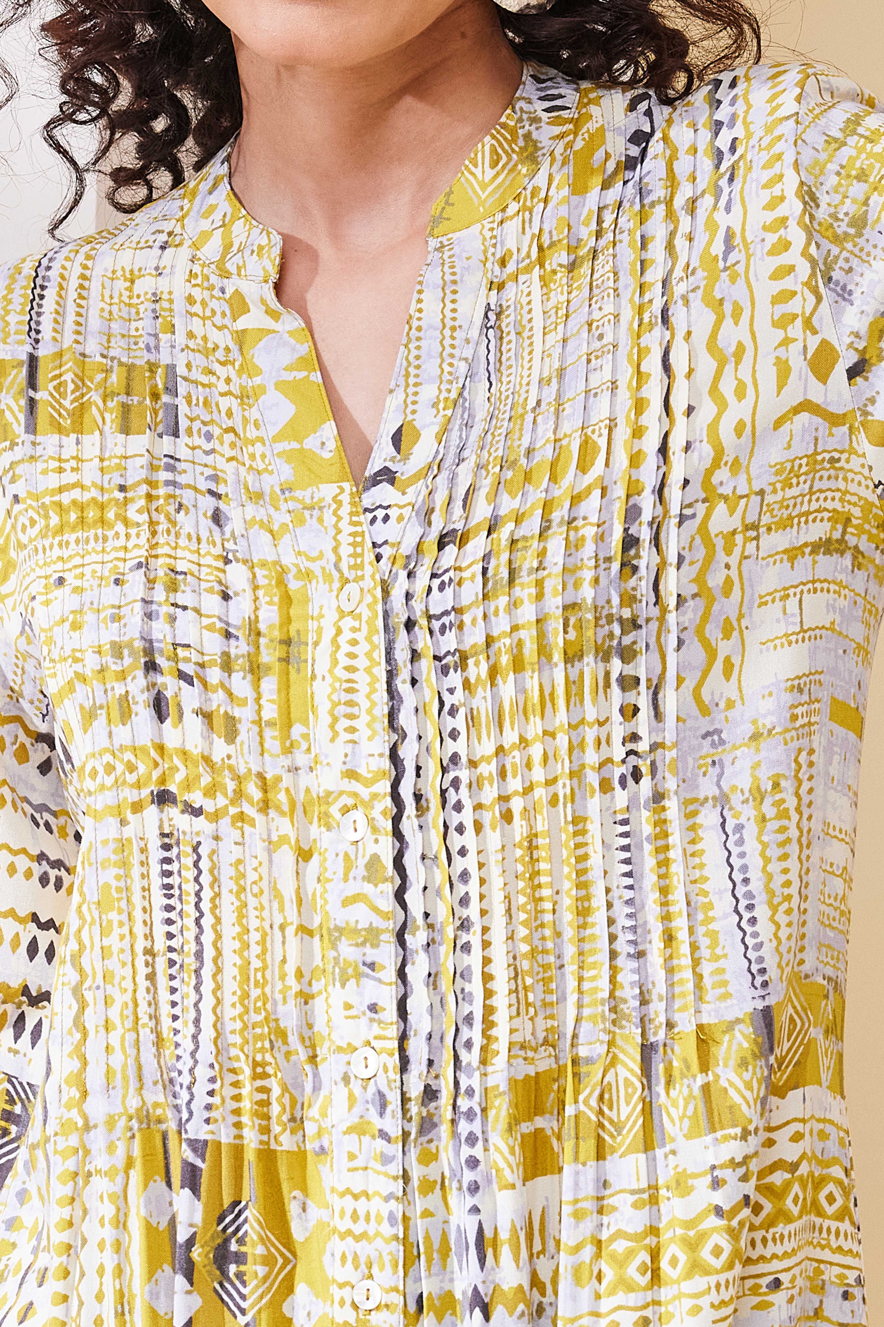 Mustard Viscose Rayon Straight Kurta image number 1