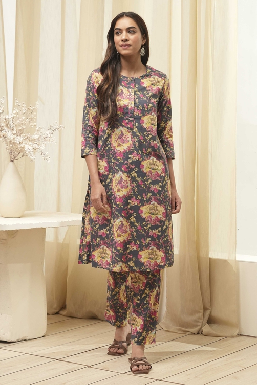 Mustard Cotton Straight Kurta Relaxed Pant Suit Set image number 6