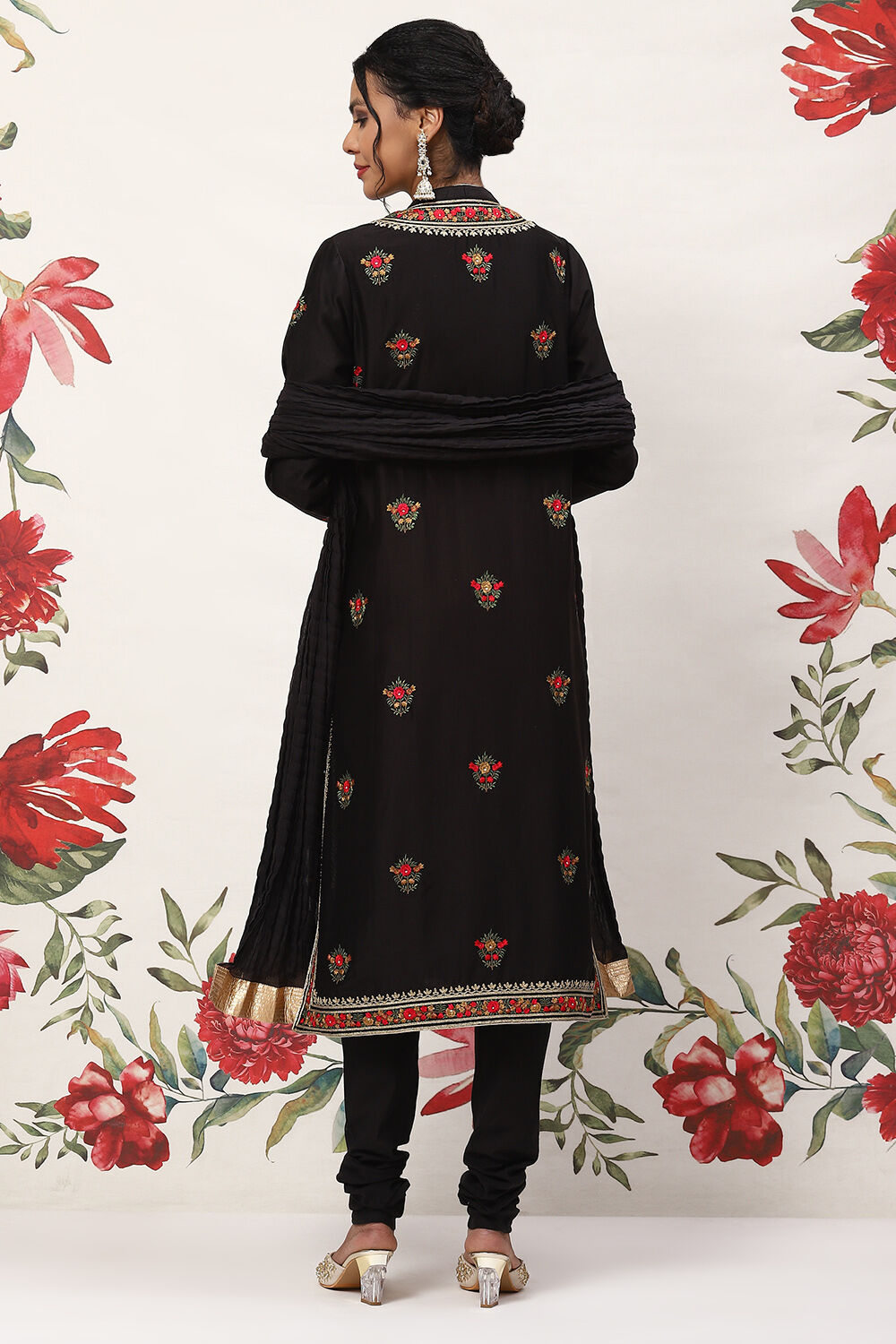 Rohit Bal Black Cotton Blend Straight Kurta Suit Set image number 4