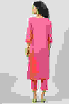 Fuschia Cotton Straight Kurta Slim Pant Suit Set image number 4