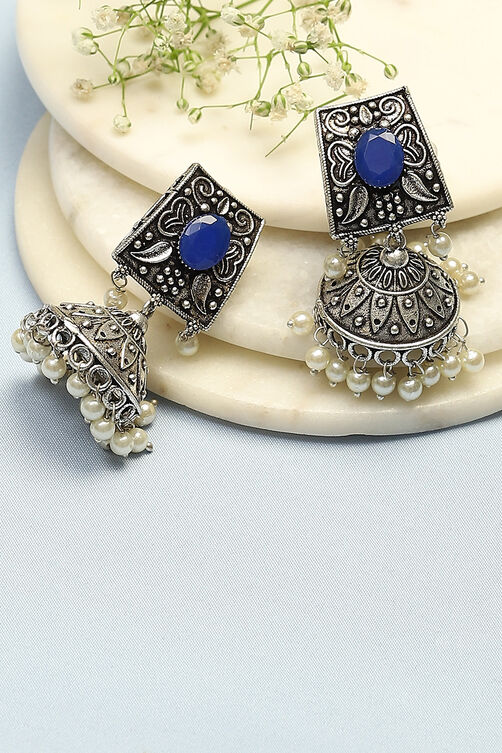 Oxidised Dark Blue Earrings image number 0