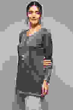 Green Cotton Blend Printed Straight Kurti image number 2