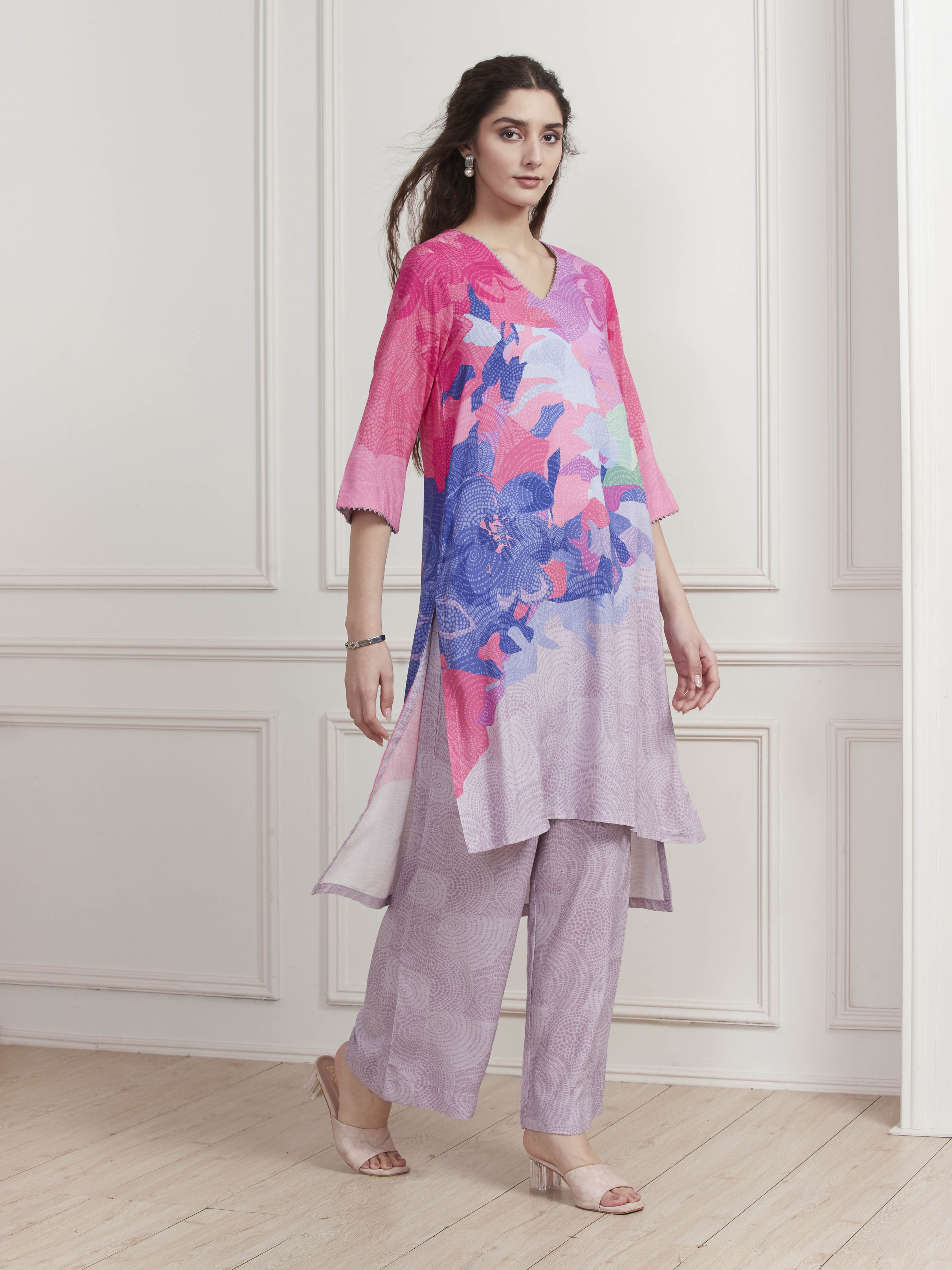 Lilac Printed Straight Kurta Set image number 5