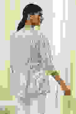 Green and White Pleated Short Kurta image number 3