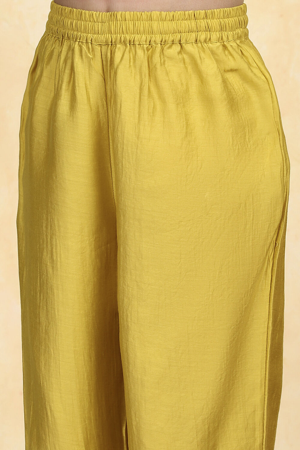 Green Polyester Blend Solid Gathered Suit Set image number 2