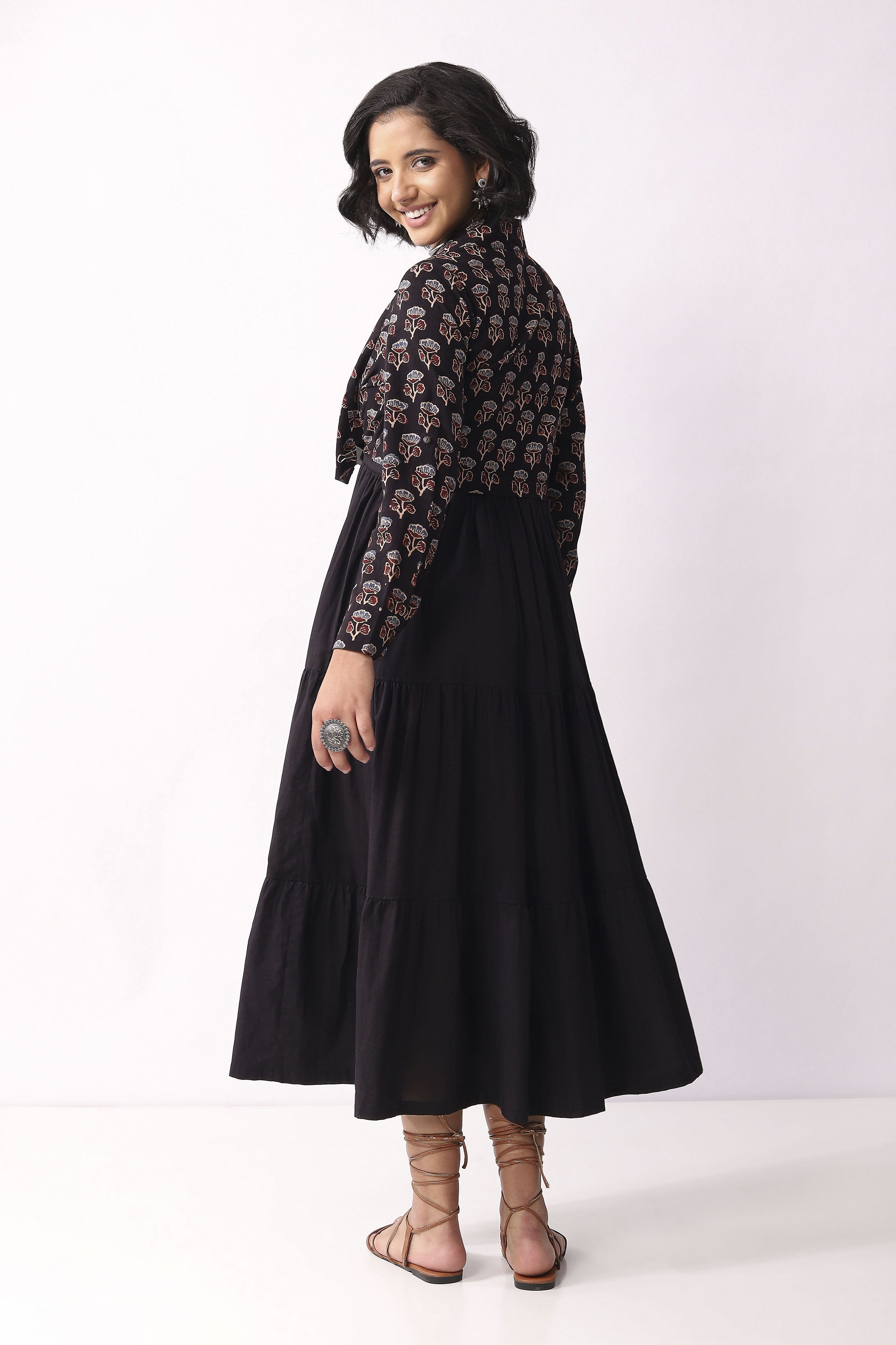 Black Cotton Midi Dress With Floral Crop Jacket image number 3
