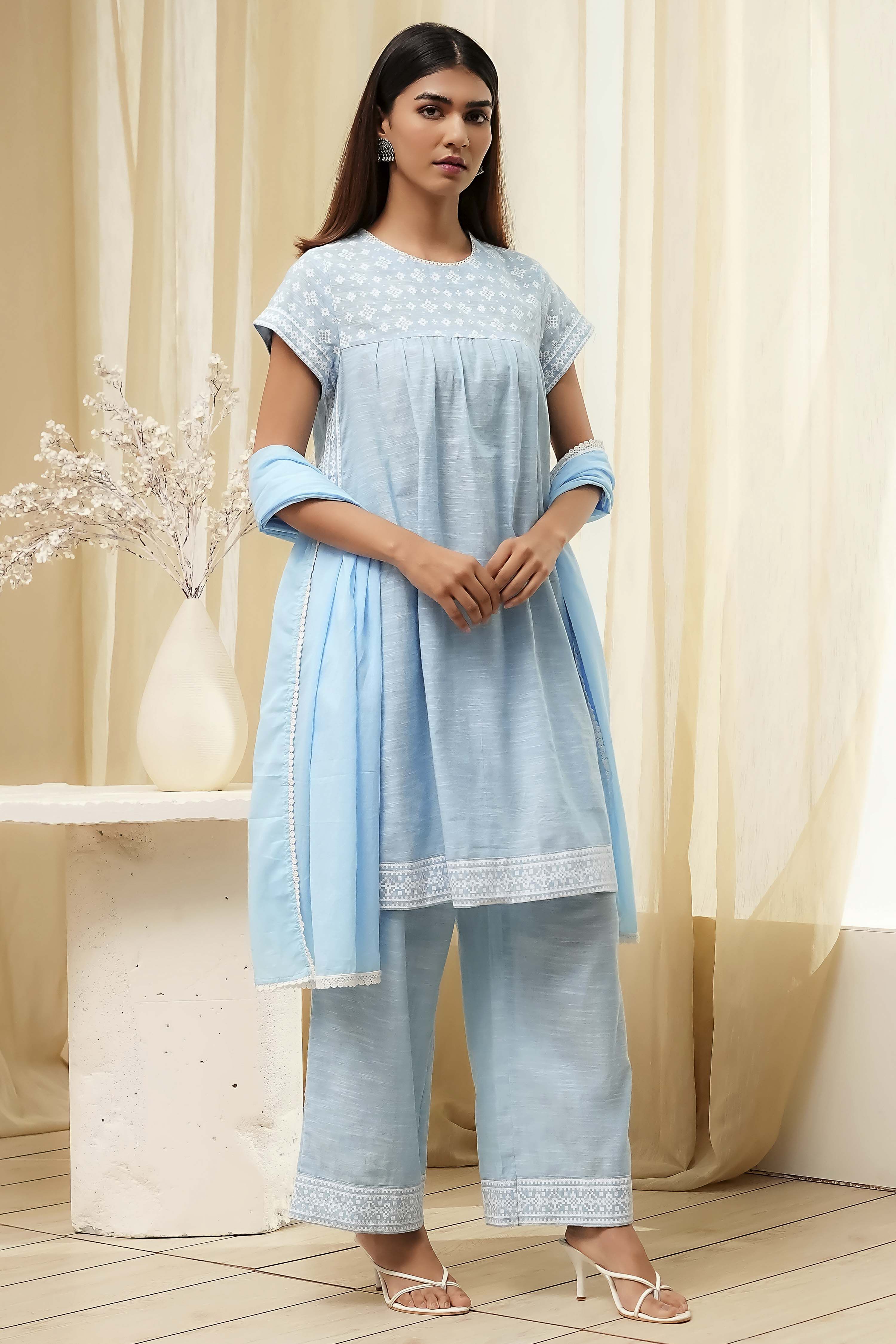 Light Blue Cotton Gathered Suit Set image number 5