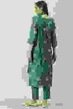 Peacock Green Printed Straight Kurta Regular Pants Suit Set image number 4