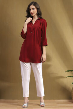 Crimson Red Solid Shirt Collar Straight Short Kurti image number 0