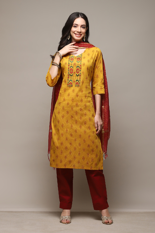 Yellow Cotton Hand Block Print Unstitched Suit Set image number 8