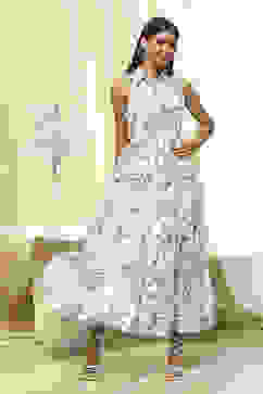 White and Blue Cotton Floral Tiered Dress image number 4