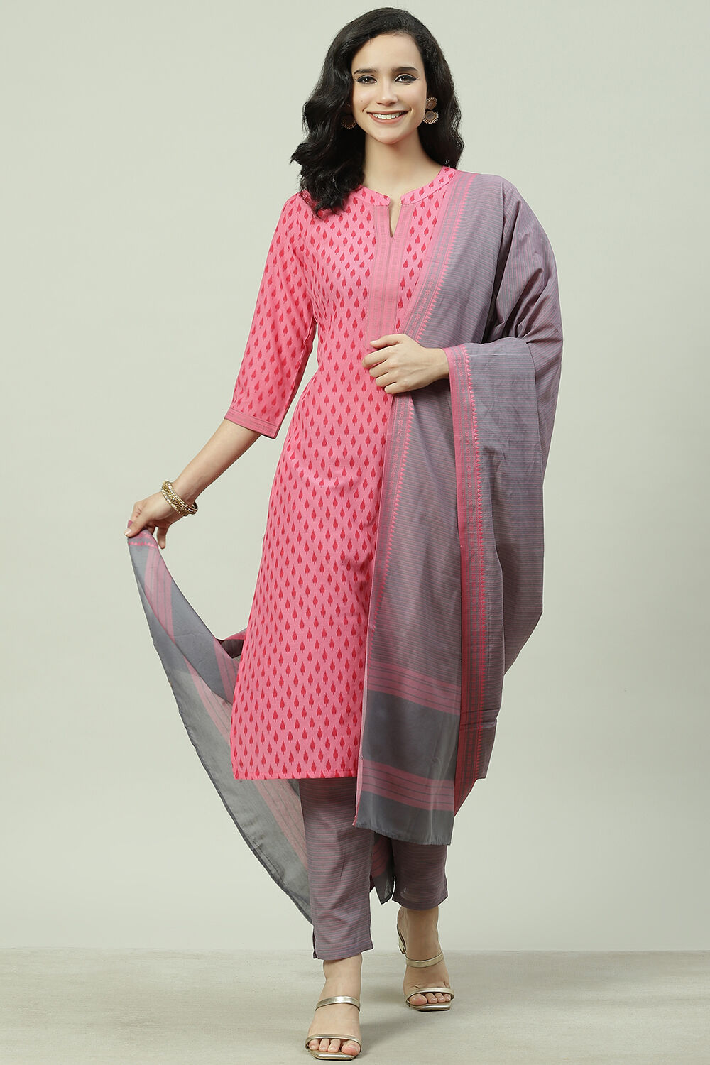 Pink Cotton Screen Print Unstitched Suit Set image number 0