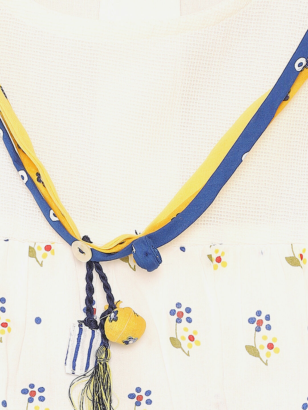 Off White Printed Short Top & Culllots Set image number 1