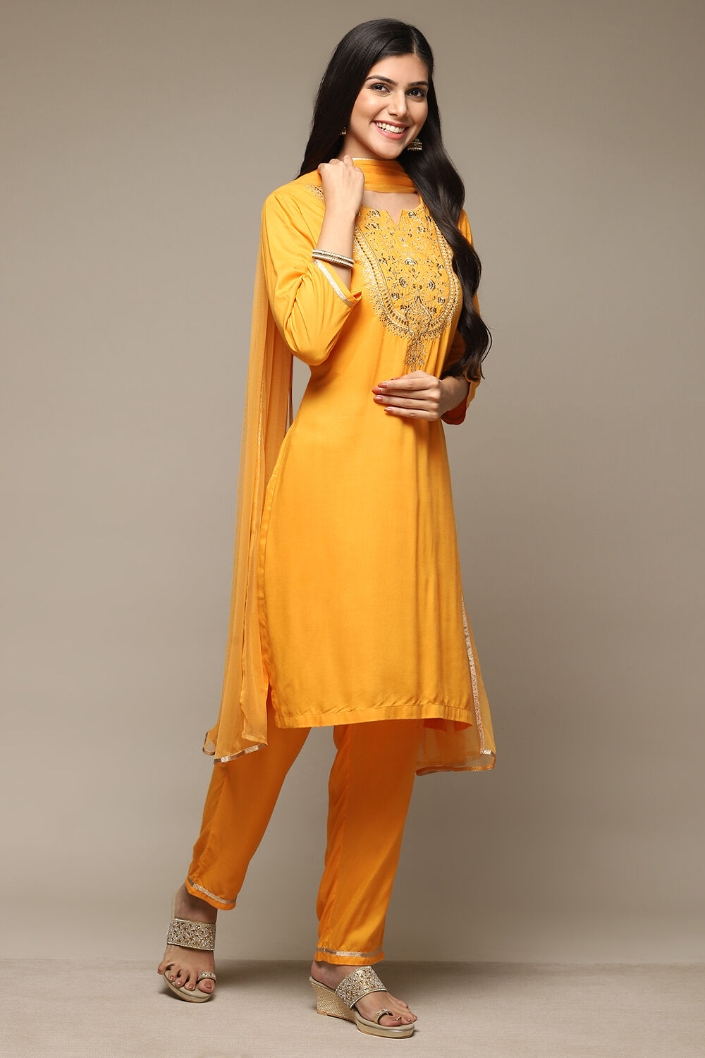 Mango Rayon Straight Kurta Pants Suit Set image number 6