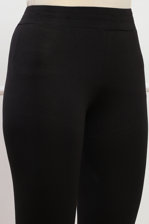 Black Cotton Blend Solid Leggings image number 1