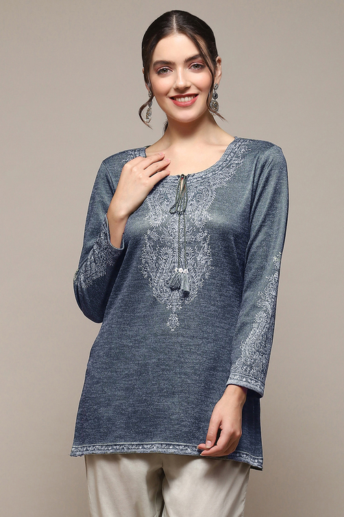 Green Cotton Blend Printed Straight Kurti image number 2