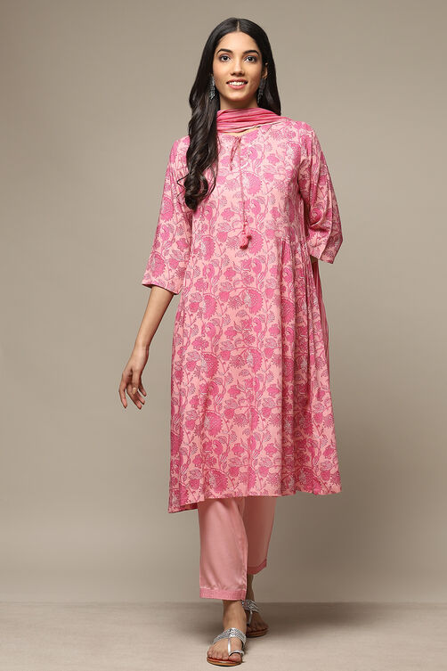 White & Blue Rayon Gathered Kurta Pants Suit Set image number 7