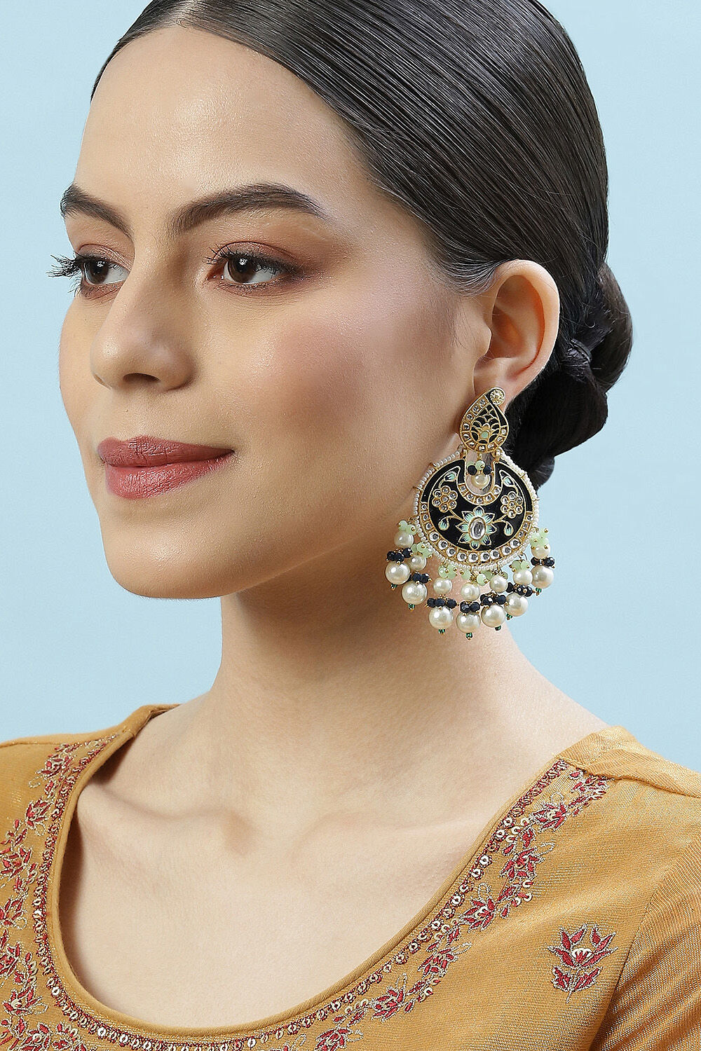 Black Brass Earrings image number 3