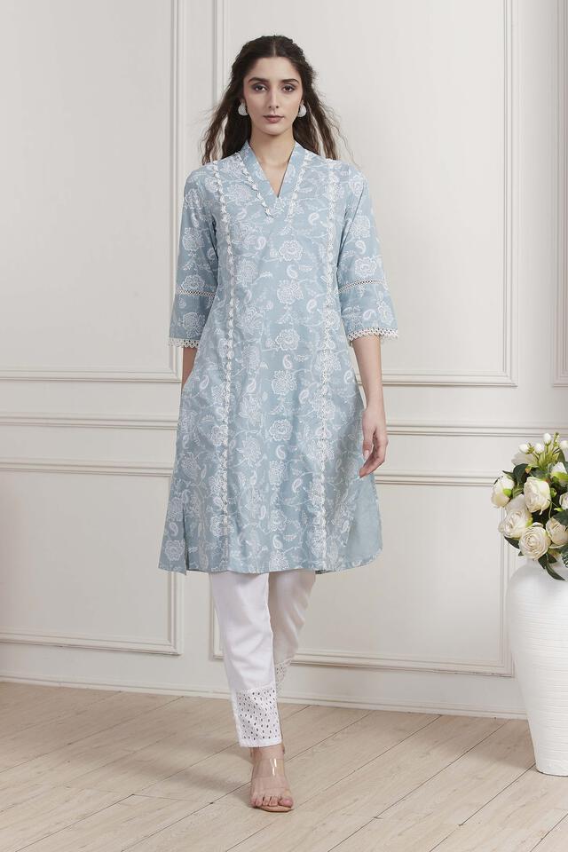 BIBA Blue Cotton Printed Straight Kurta in Blue