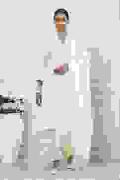 Cream-Toned Cotton Schiffli Straight Suit Set image number 6