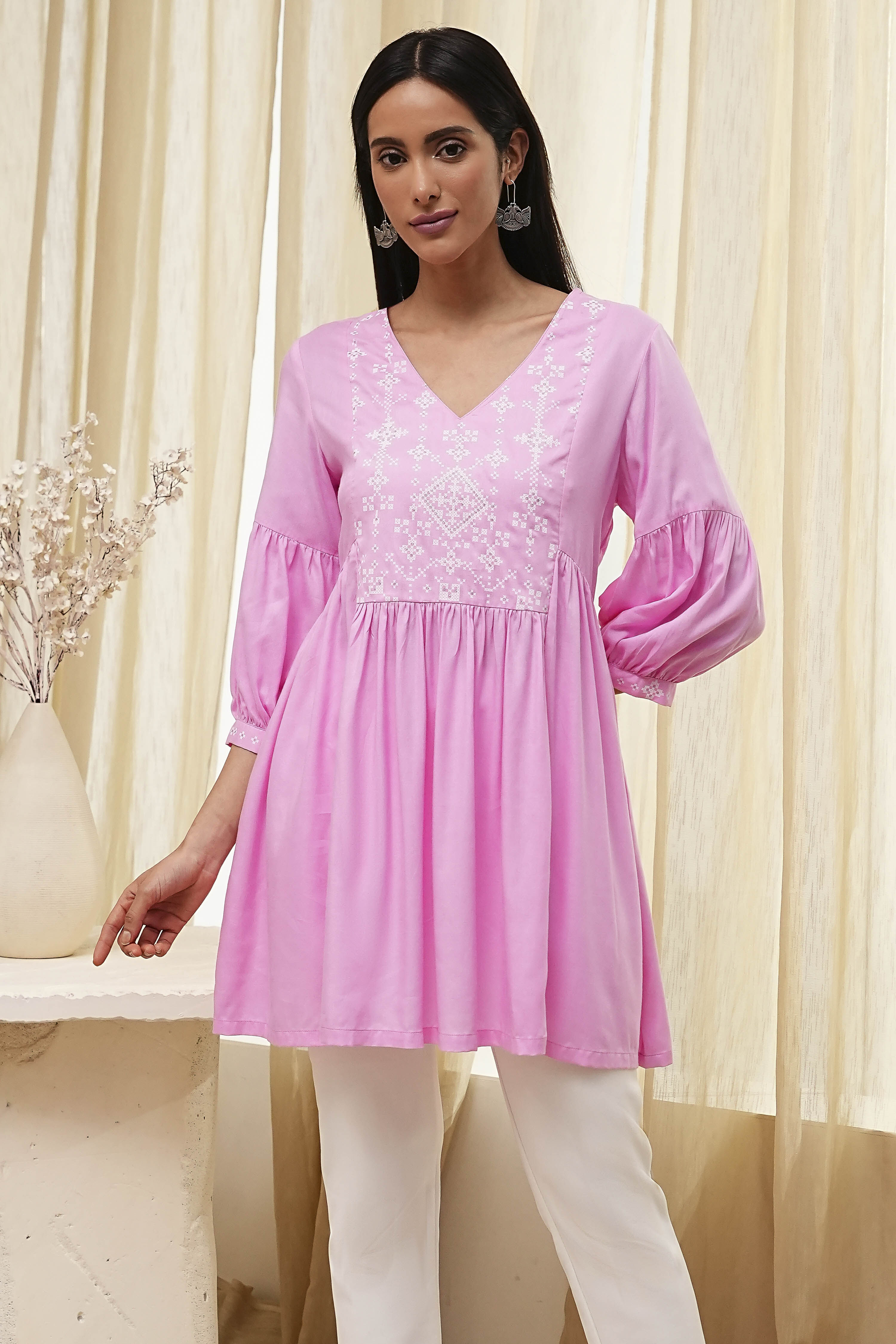 Pink Solid Flared Short Kurta image number 0