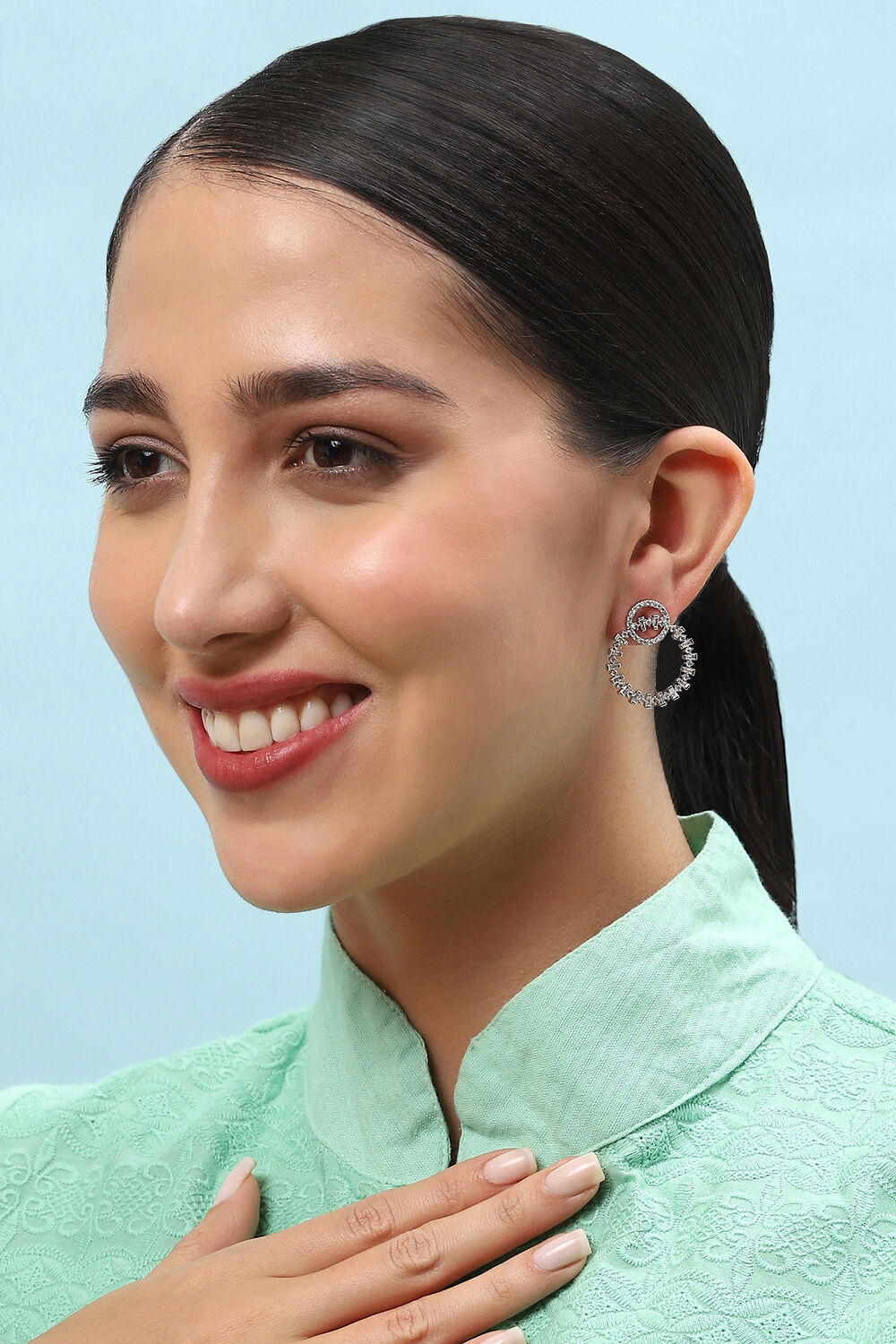 White Brass earrings image number 1